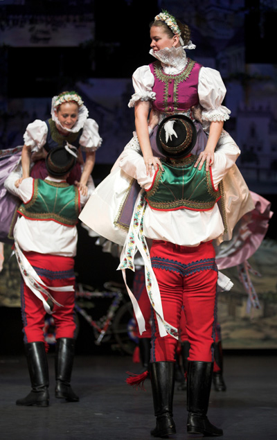 monarchia_ntsz_csalados