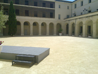 agora